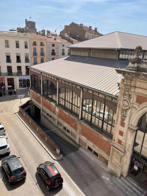 Vue Sur La Place Des Halles, Art Apparts Beziers Luaran gambar